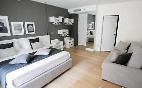 B&B Lionora